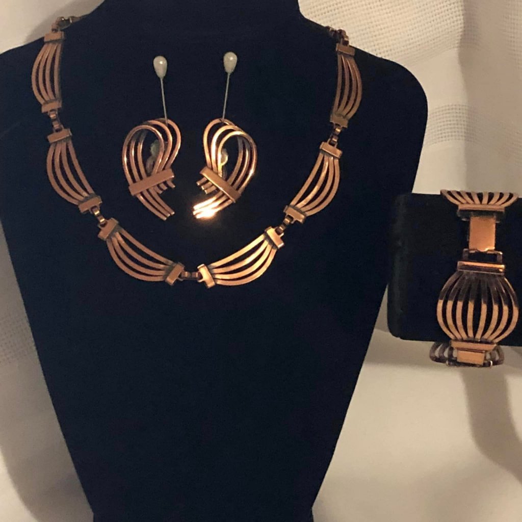 Set Of 3 Costume Vintage Renoir Scalloped Copper Necklace Bracelet Clip Earri 65$